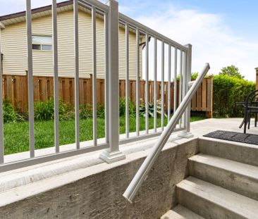 For Lease - 7691 Wildfern Drive, Mississauga, Ontario - Photo 3