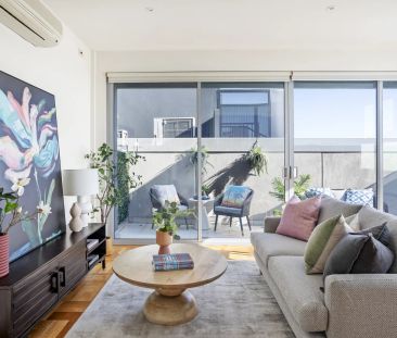 Inner East Lifestyle Hot Spot - Photo 1