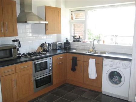 Heath Court, Heathfield Road, South Croydon, CR2, Property for rent - Photo 3