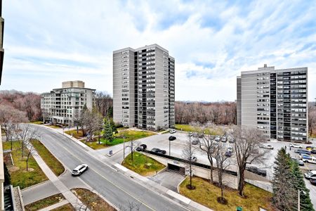 For Lease - 18 Valley Woods Road Unit# 809, Toronto, Ontario - Photo 4