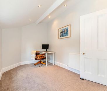 3 bedroom terraced house to rent - Photo 6