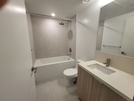 For Lease - 2020 Bathurst Street Unit# 527, Toronto, Ontario - Photo 5