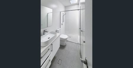 Near Completion 2-Storey Townhouse For Rent Modbury! - Photo 5