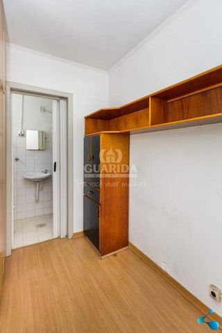Apartamento mobiliado de 2 dormitórios no bairro Petrópolis, com VAGA COBERTA - COD: 4505 - Photo 4