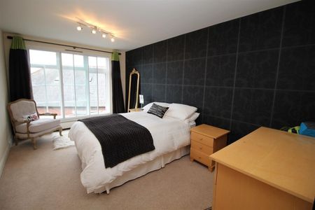 2 Bedroom Apartment - Second Floor - Photo 5