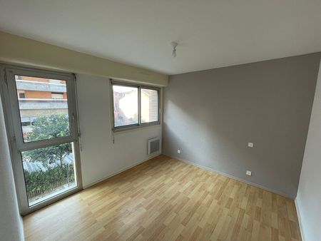 Location Appartement 2 pièces 41m² - Photo 2