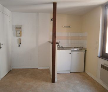 T2 de 40m² – Proche Pl. des Carmes – Location – Limoges – BEGIP - Photo 4