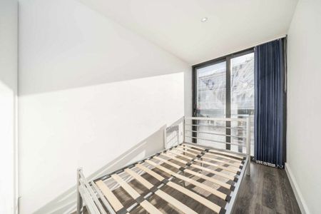 Shacklewell Lane, Dalston, E8 - Photo 3