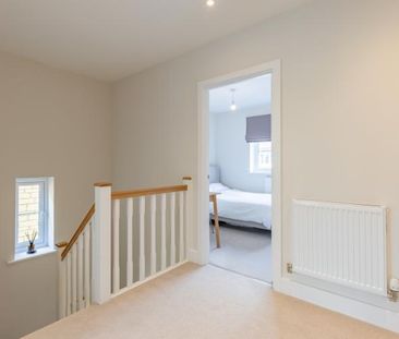 4 bedroom detached house to rent - Photo 5