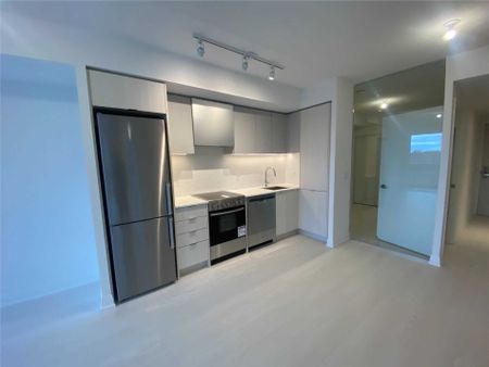 For Lease - 10 Gibbs Road Unit# 413, Toronto, Ontario - Photo 4