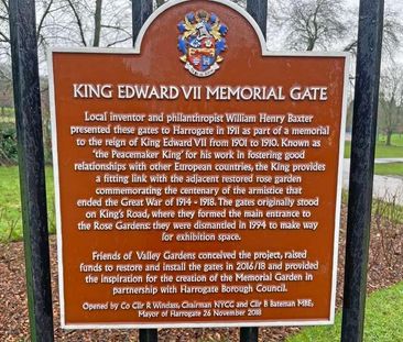 St. James's House, Harlow Moor Drive, Harrogate, North Yorkshire, HG2 - Photo 4