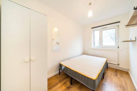 4 bedroom flat to rent - Photo 4