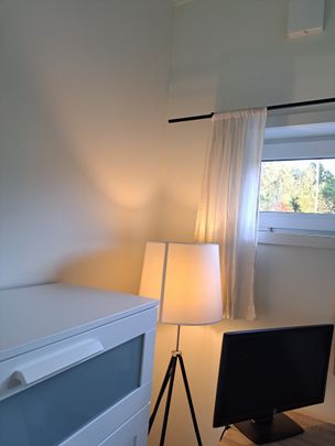 Aprilvägen, Tyresö - Foto 1