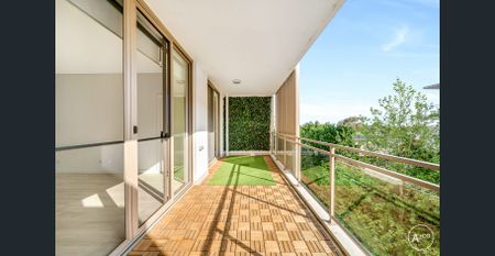 Modern 2 Bedroom with Dual Balconies - Photo 5