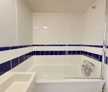 Studio to rent - Photo 6