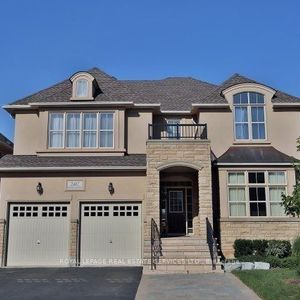 Detached Home For Lease | W8137762 - Photo 2