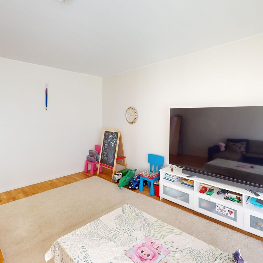 Flöjtgatan 9 - Foto 1