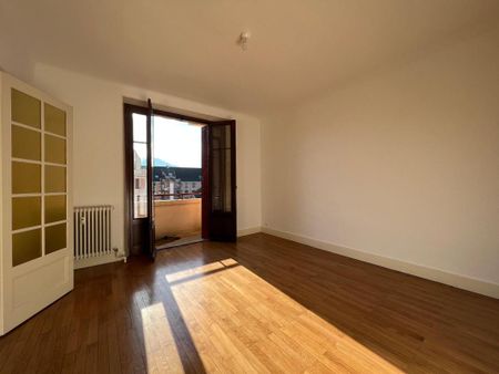 Location Appartement T2 68m² Chambery - Photo 3