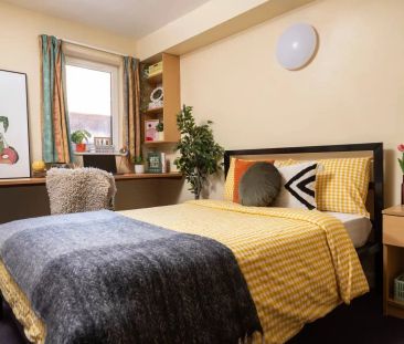 Medium Standard Double Ensuite - Photo 5