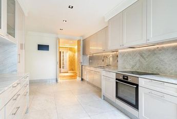 Apartamento T4 em Lisboa