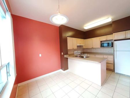 For Lease - 23 Hollywood Avenue Unit# Ph206, Toronto, Ontario - Photo 3