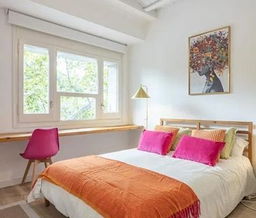 Carrer de Còrsega, Barcelona, Catalonia 08037 - Photo 3