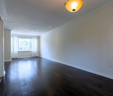 For Lease - 714 Dunlop Street Unit# (UPPER), Whitby, Ontario - Photo 4