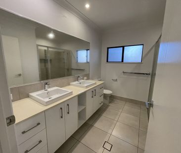 Bright & Cheery Home in South Mission! - Photo 6