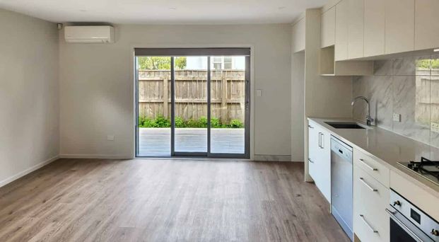 Waterloo Living - Photo 1