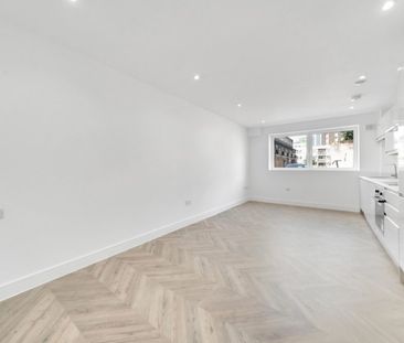 Hessel Street, London E1 - Photo 3