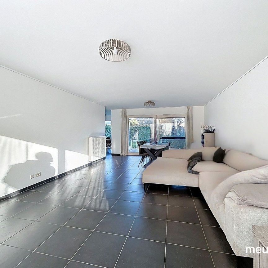 Ruime instapklare woning met 3 slaapkamers - Photo 1