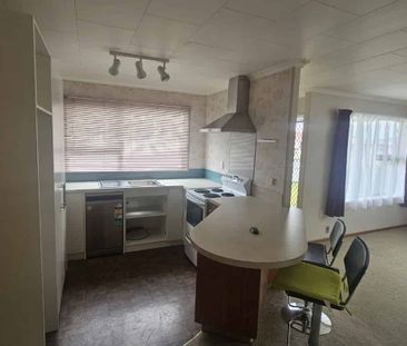 Wonderful Wilson St Town House - Photo 5