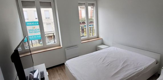 Location Appartement 2 pièces 26m² FOURMIES 59610 - Photo 2