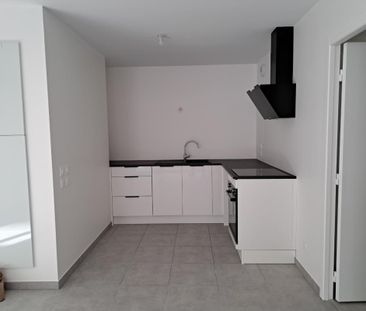 Location Appartement 2 pièces 45m² THONON LES BAINS 74200 - Photo 3