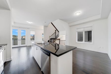 For Lease - 1401 Clarriage Court, Milton, Ontario - Photo 3