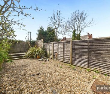 2 bedroom terraced house to rent - Photo 6