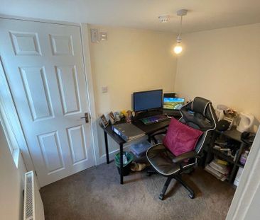 1 bedroom in a house share to rent - Photo 5