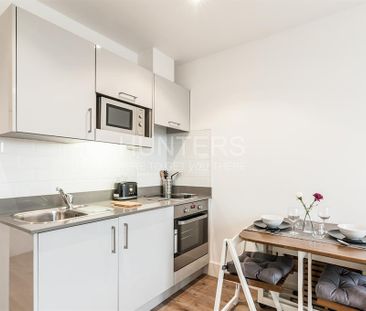 Studio to rent - Photo 3