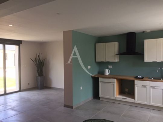 Location Maison 4 pièces 78m² - Photo 1