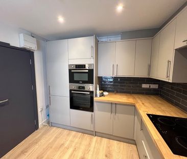 Room in a Shared House, Upper North Street, BN1 - Photo 6