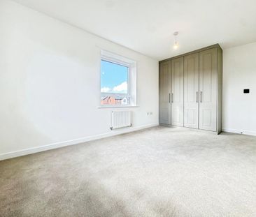 3 bedroom detached house to rent - Photo 4