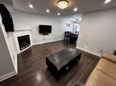 For Lease - 3104 Turbine Crescent, Mississauga, Ontario - Photo 5