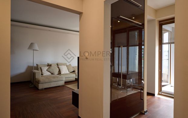 Cichy apartament w dobrej lokalizacji - Фото 1