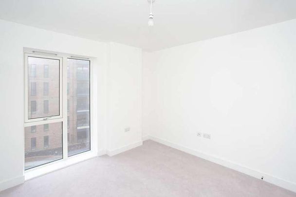 Caesar House, Hp, Hemel Hempstead, HP1 - Photo 1