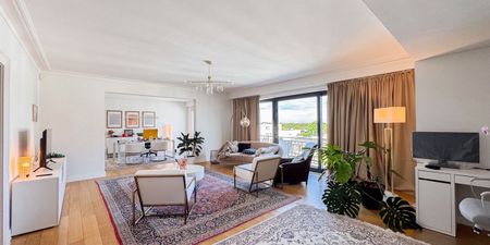 Appartement te huur in Elsene voor € 3.400 met 4 slaapkamers - Photo 2