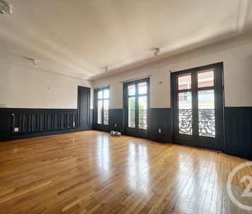 Location Appartement 5 pièces 115m² TROYES 10000 - Photo 6
