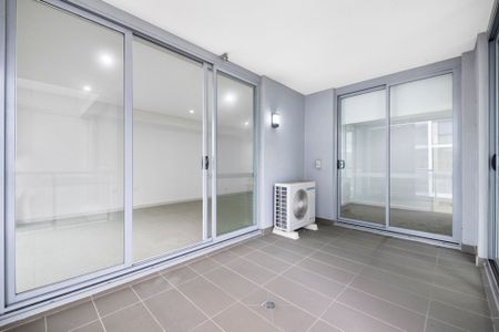 Modern Apartment in the Heart of Mascot ** Available 17/12/25 ** - Photo 4