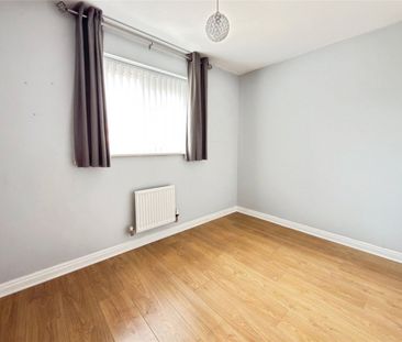 Heathfield Drive, Bootle, Merseyside, L20 - Photo 1