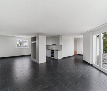 Appartement mansardé lumineux et moderne avec terrasse - Photo 5