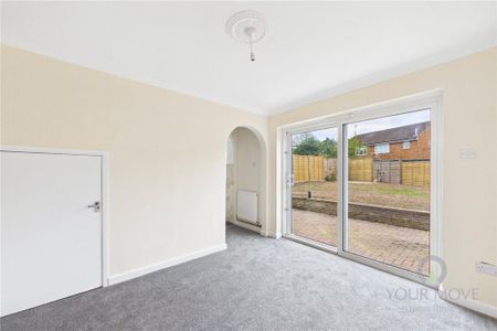 4 bedroom detached house to rent - Photo 5